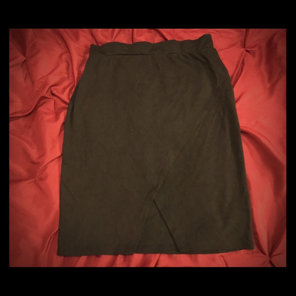 Black stretchy pencil skirt with front split